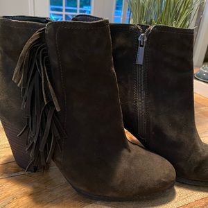 Vince Camuto green suede fringe ankle booties